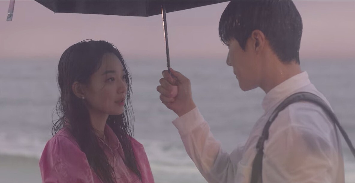 《海岸村恰恰恰》金宣虎、申敏兒 雨中粉紅泡泡超甜