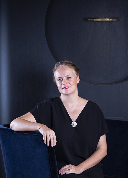 Van Cleef & Arpels - 典藏及展覽總監Lise Macdonald