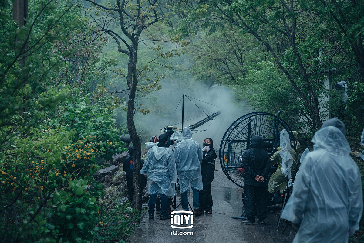 全智賢、朱智勛《智異山》前導預告來了！