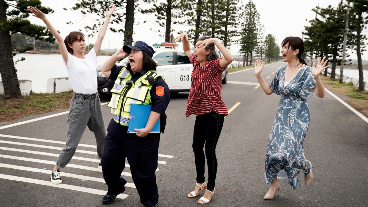 雷／《俗女養成記2》謝盈萱吞加料蛋糕 和天心上演「醉ㄎㄧㄤ大老婆」
