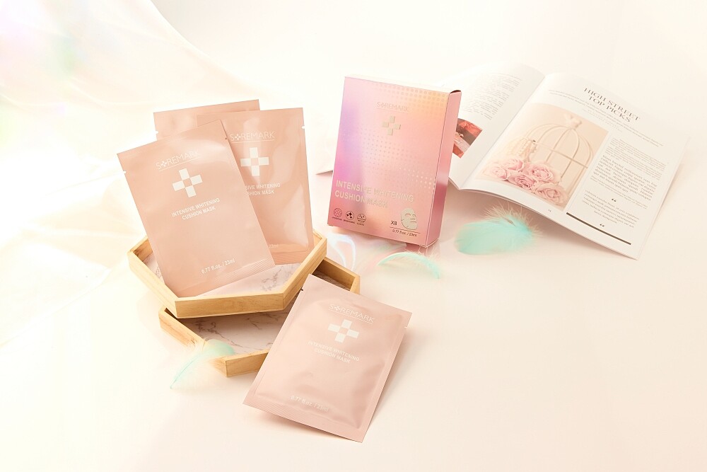 東森自然美深層美白安瓶氣墊面膜情境照。