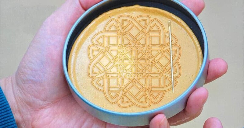 《魷魚遊戲》全球瘋「椪糖」，迷因不斷挑戰高難度！