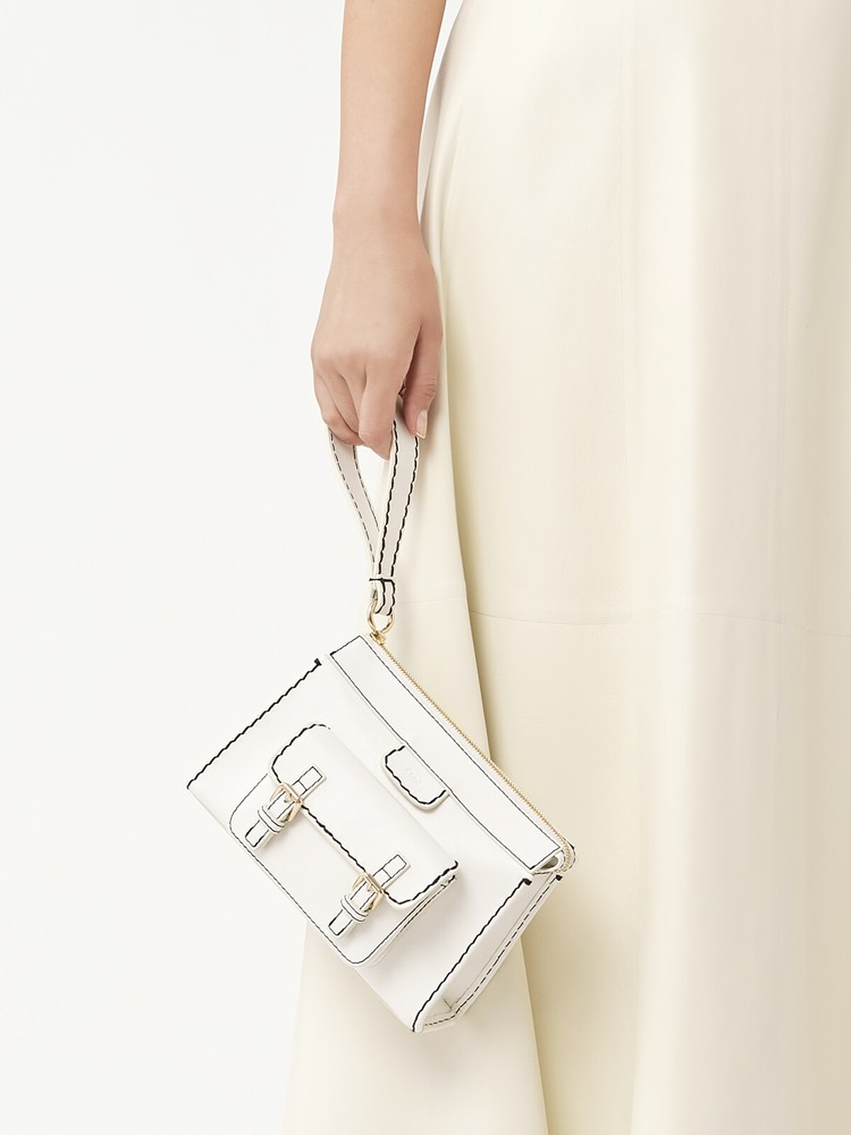 手拿包，NT29,300