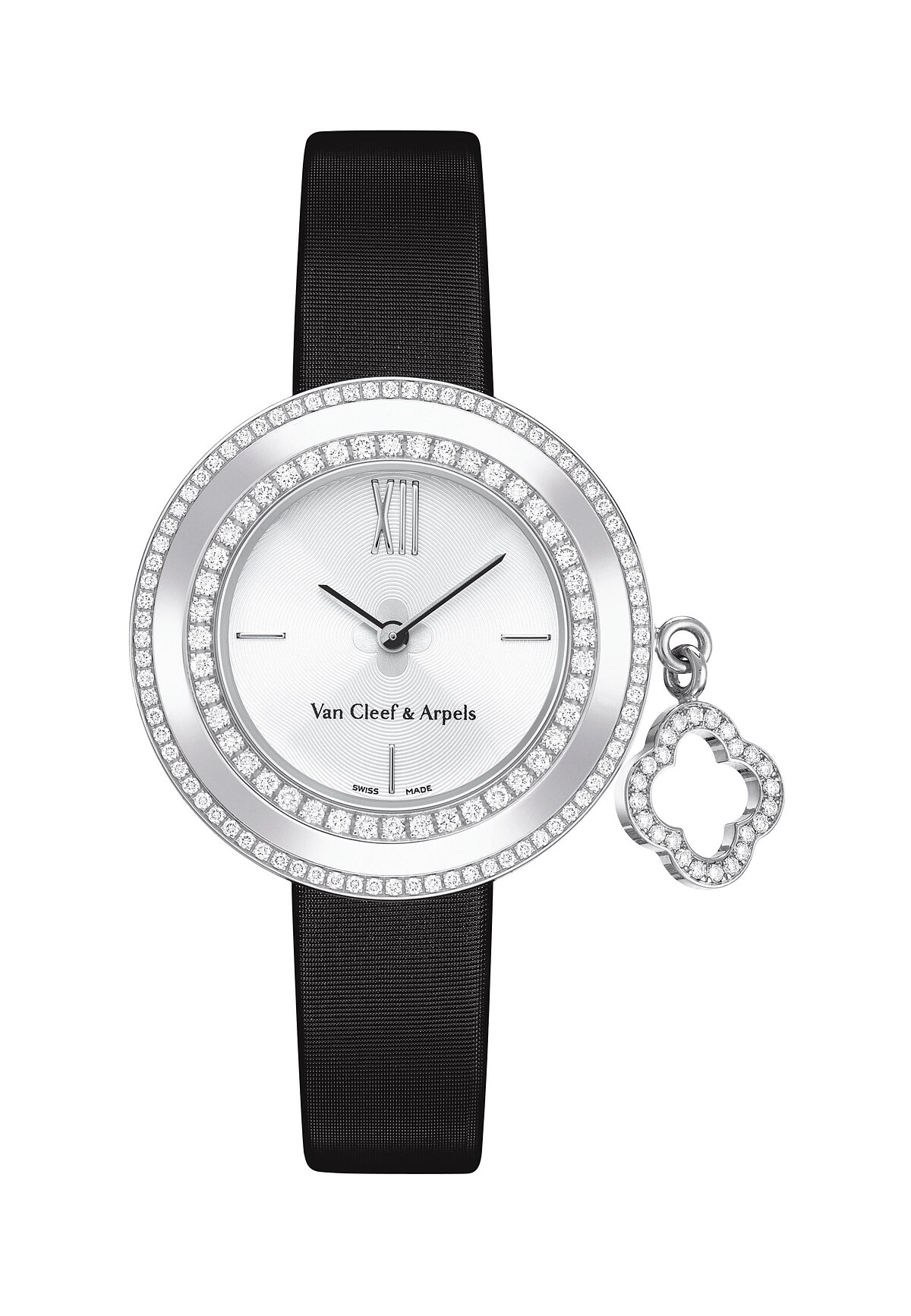 Charms腕錶，25毫米，白K金，鑽石，石英機芯，建議售價約新台幣$425,000元