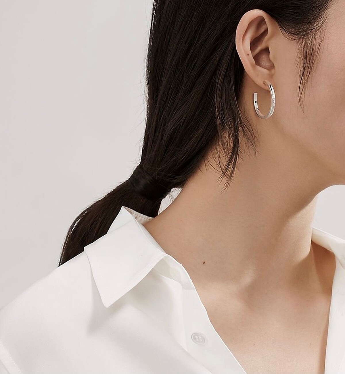 Tiffany & Co.Tiffany 1837系列圈形耳環，純銀，中號，售價店洽