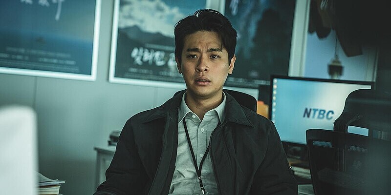 Netflix下半年原創劇 劉亞仁《地獄公使》