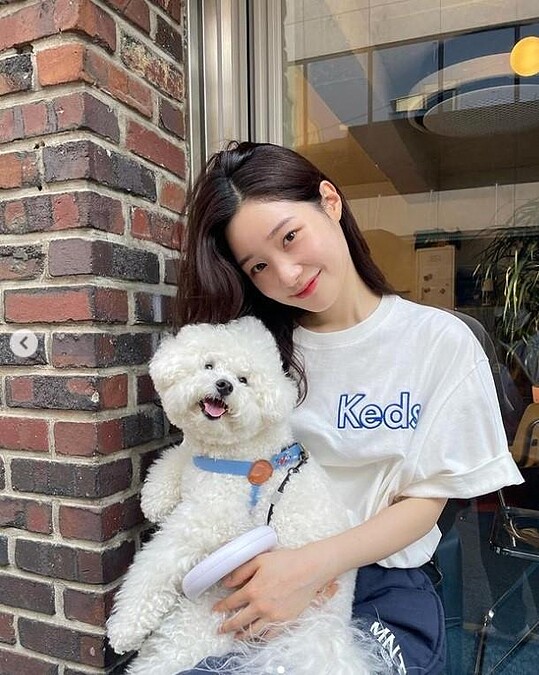 鄭彩娟 是人氣女團團員 Photo/ IG@j_chaeyeoni