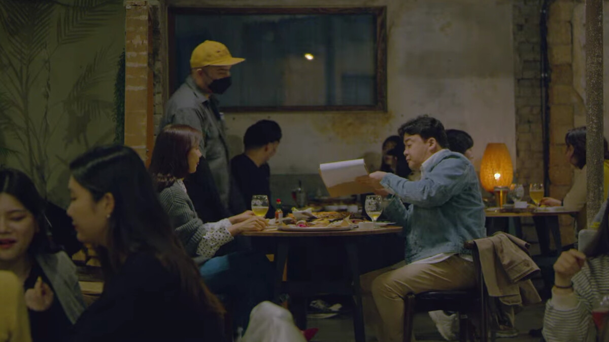 最後一集來到江陵的啤酒精釀廠（翻攝 Netflix）。