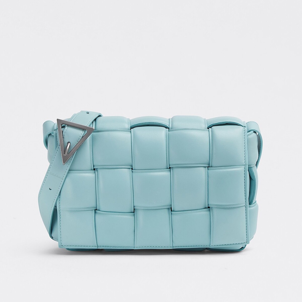 Bottega Veneta Padded Cassette，NT97,000