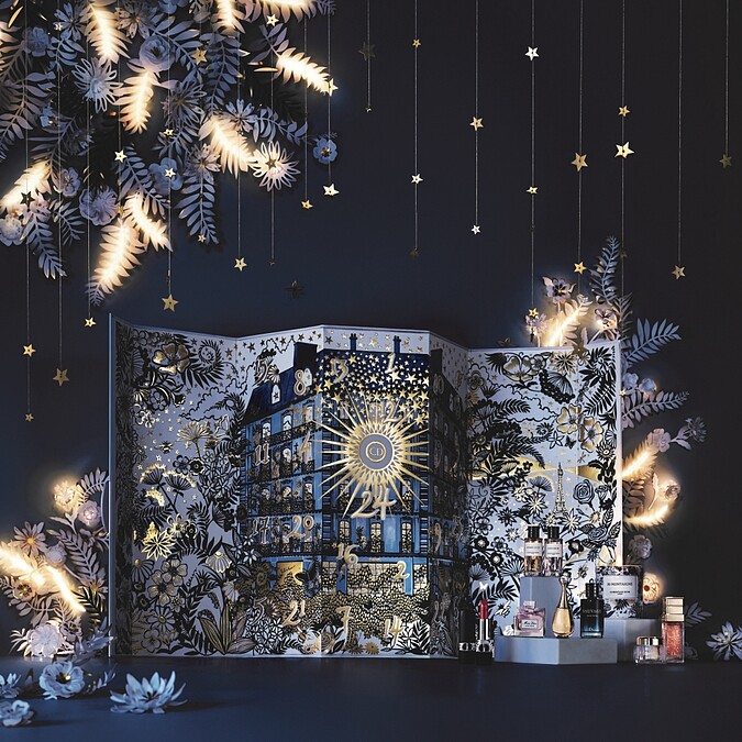 DIOR迪奧2021繁花幻境聖誕倒數日曆,午夜藍X金的配色太美麗。