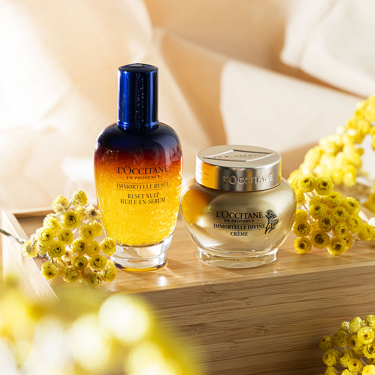 內含：光萃肌活露75ml NT. 4,200，蠟菊賦活極萃霜 65ml NT. 4,800