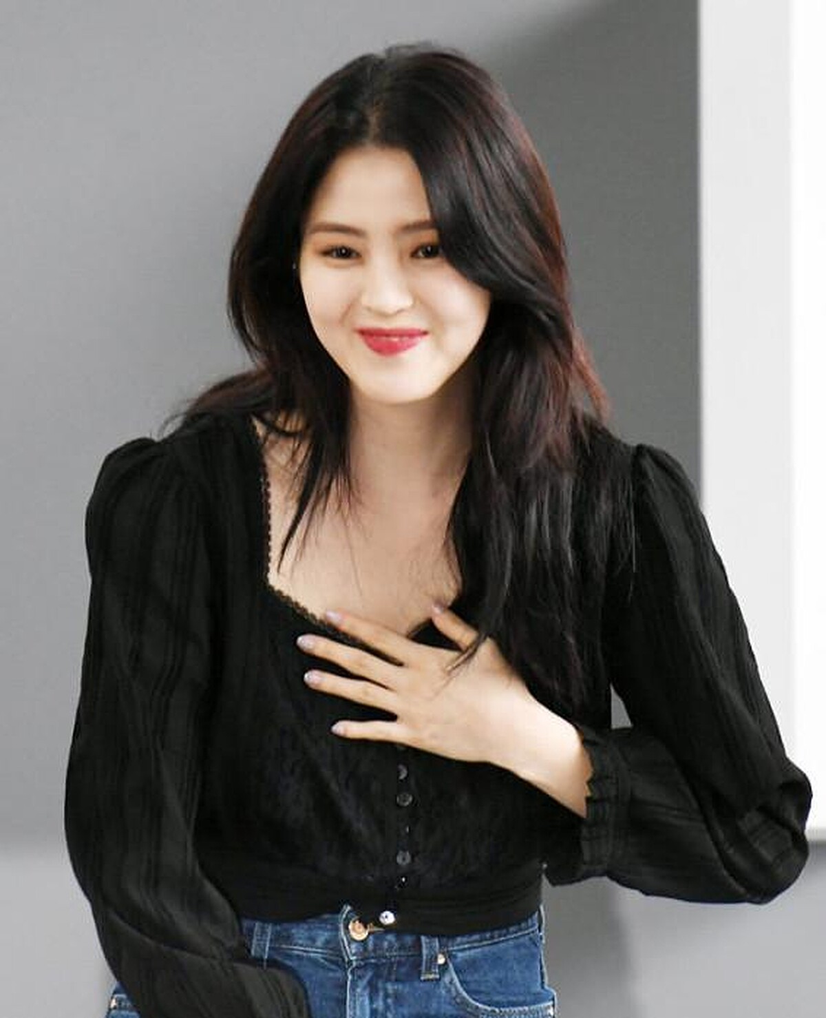 韓韶禧 自帶美圖濾鏡，出席《以吾之名》釜山影展座談