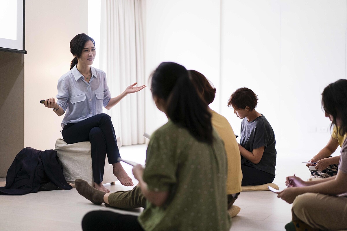 ▲▼謝盈萱在劇中飾演諮商心理師。（圖 / 公視提供）