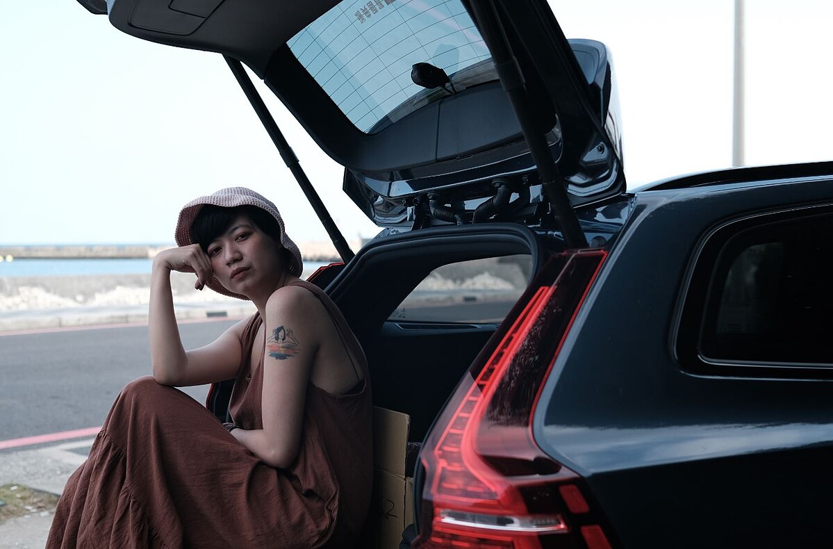 在跨過某個歲數後,有了車彷彿象徵能操縱自己人生的去向(洪群甯 攝)