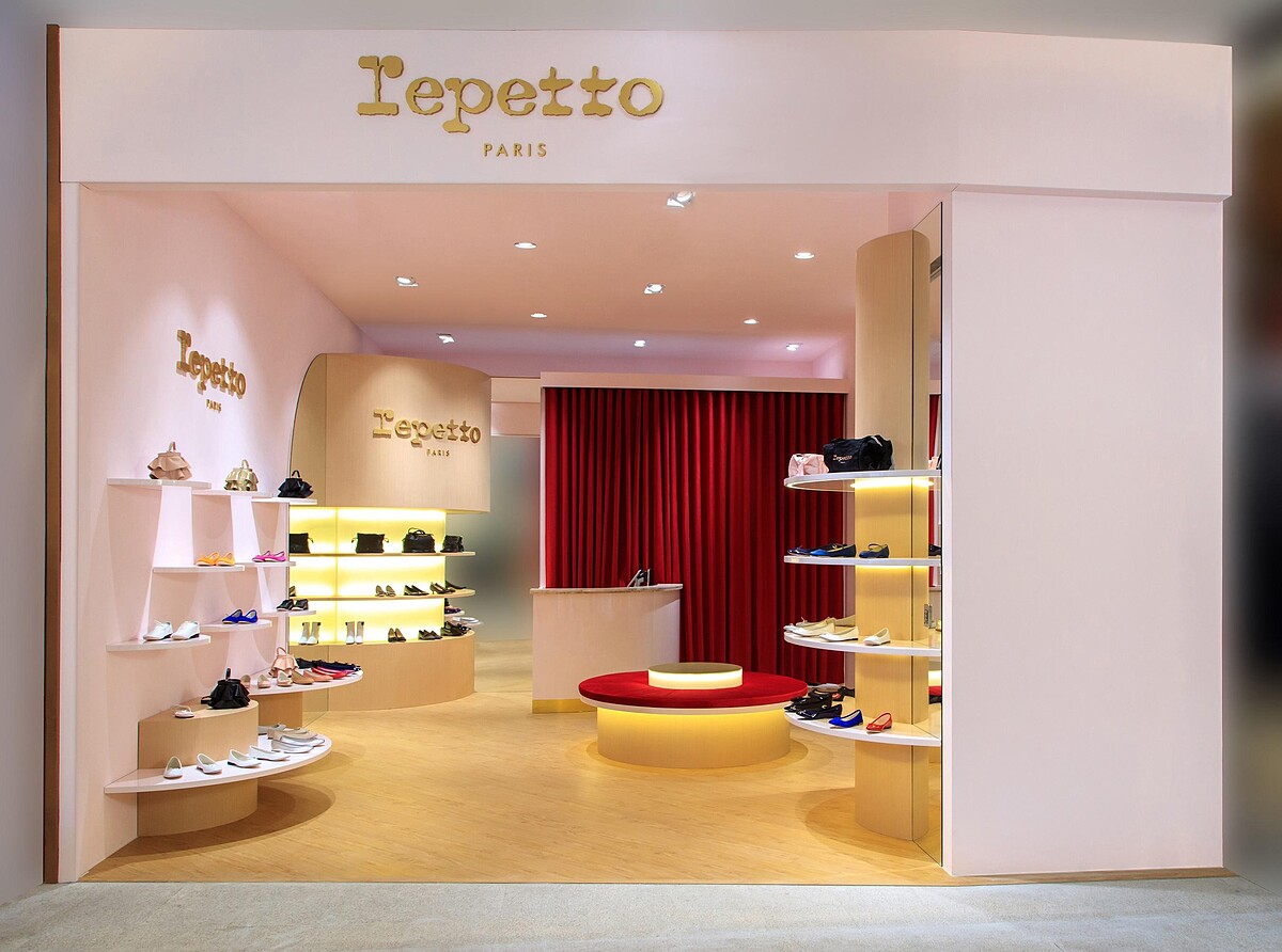 Repetto信義遠百A13概念店