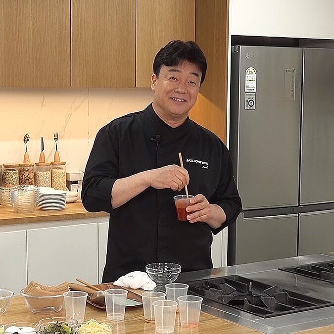 白老師的調味料以杯子為單位來做計算。