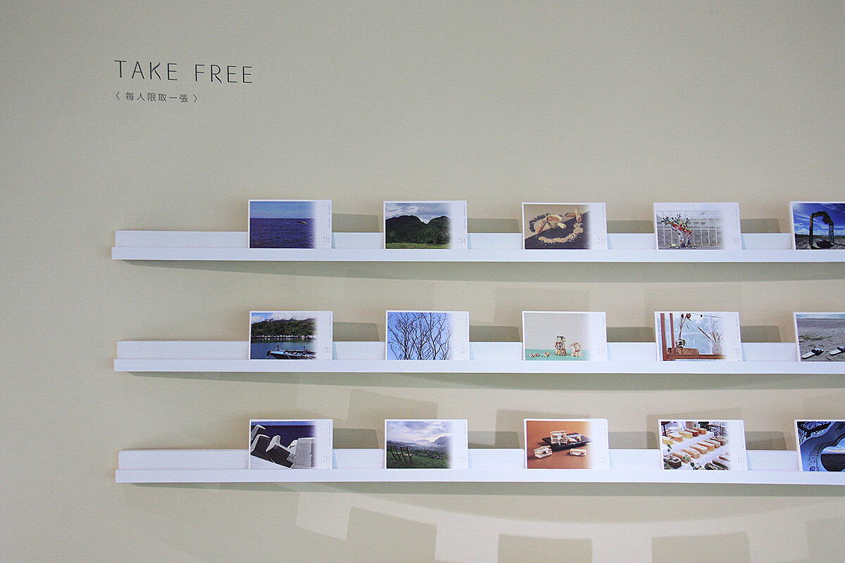 位於飯店二樓的「秋・太平洋捎來的聲音」展覽現場。