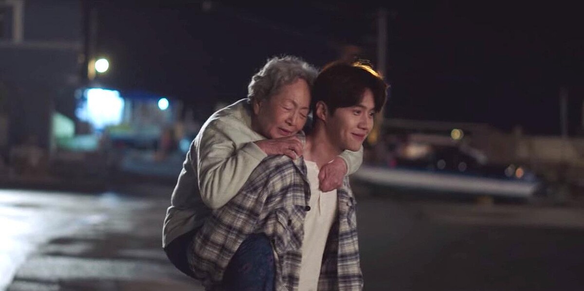 《海岸村恰恰恰》坎離奶奶給我們的勇氣