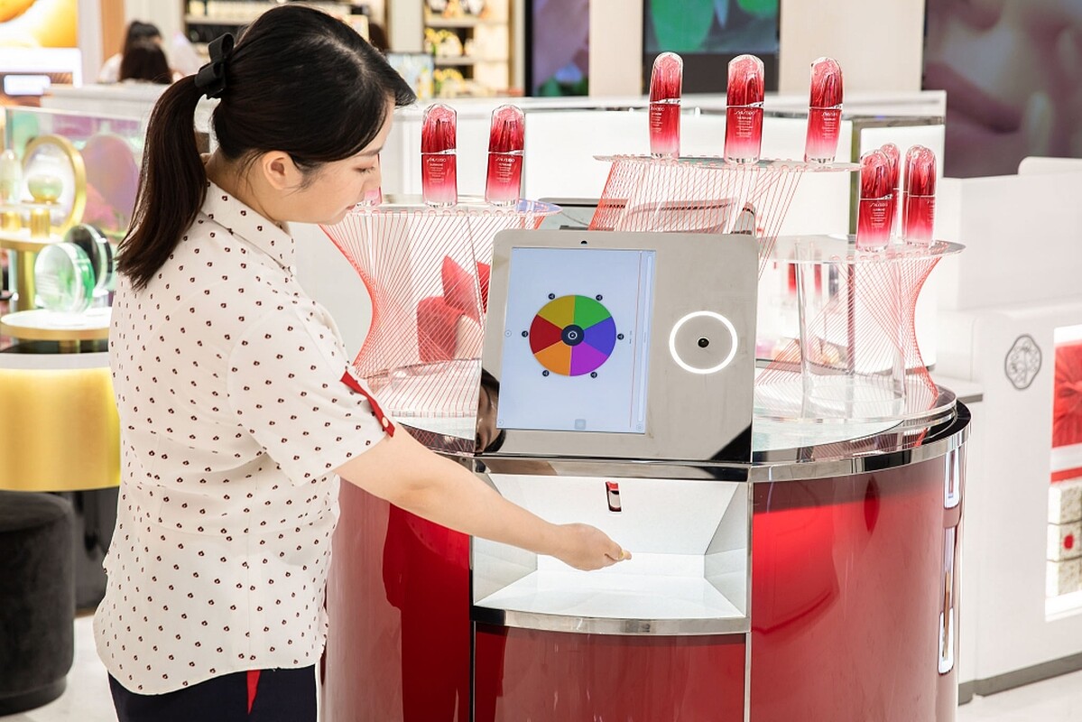 SHISEIDO資生堂「青春之泉」小紅瓶全自動感應式試用。