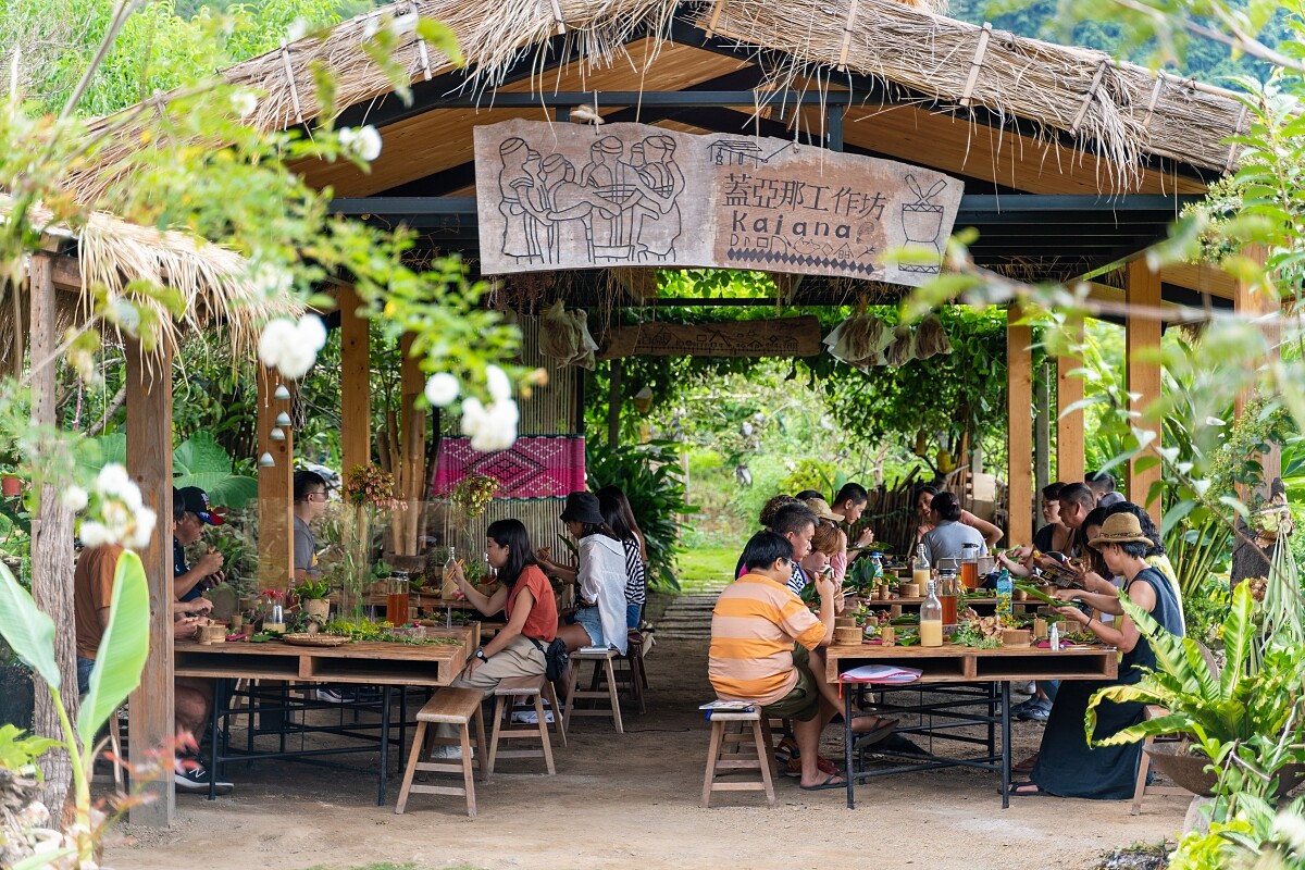 蓋亞那可品嚐招牌小米風味餐。