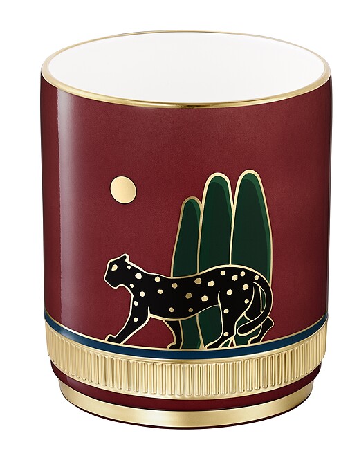 Panth&egrave;re de Cartier美洲豹陶瓷罐，小型款 陶瓷。另有藍色、綠色款式可供選擇。 參考價格約NT$ 24,000