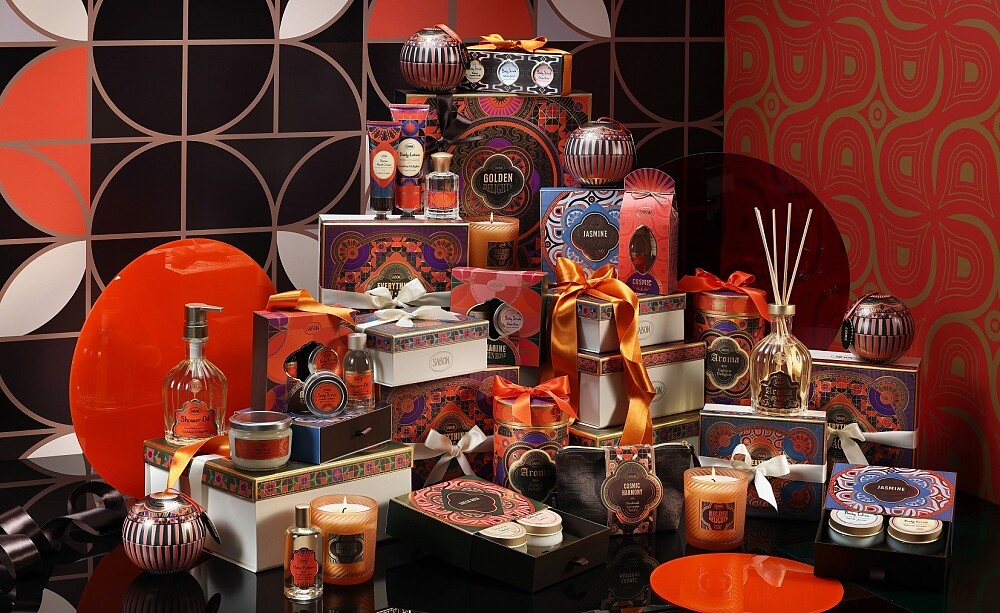 SABON 2021聖誕流金年華系列情境圖。