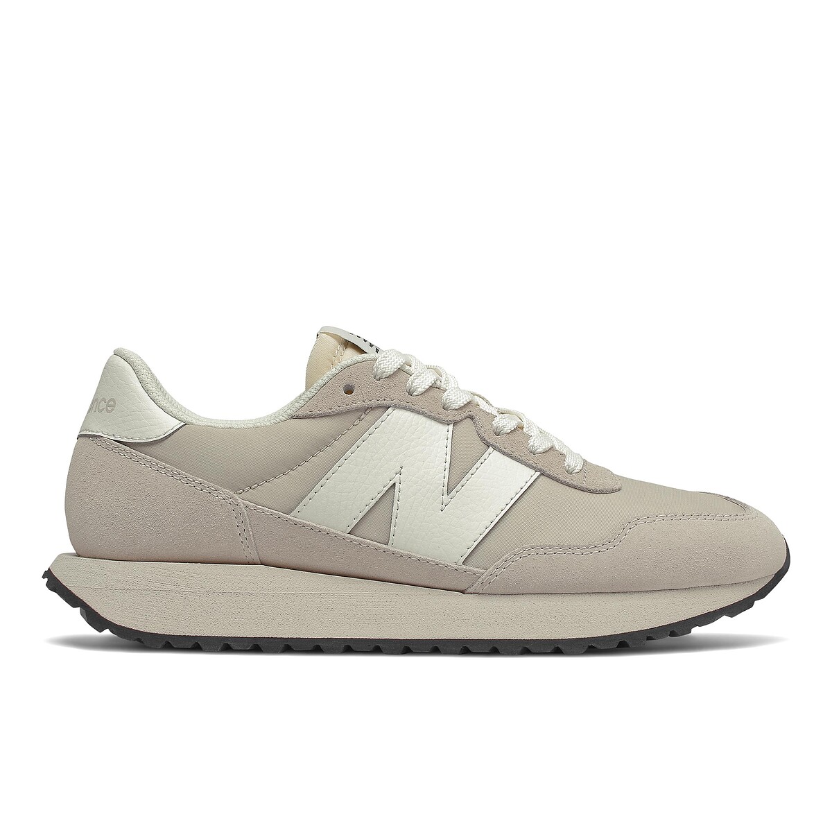 New Balance 237，NT2,680