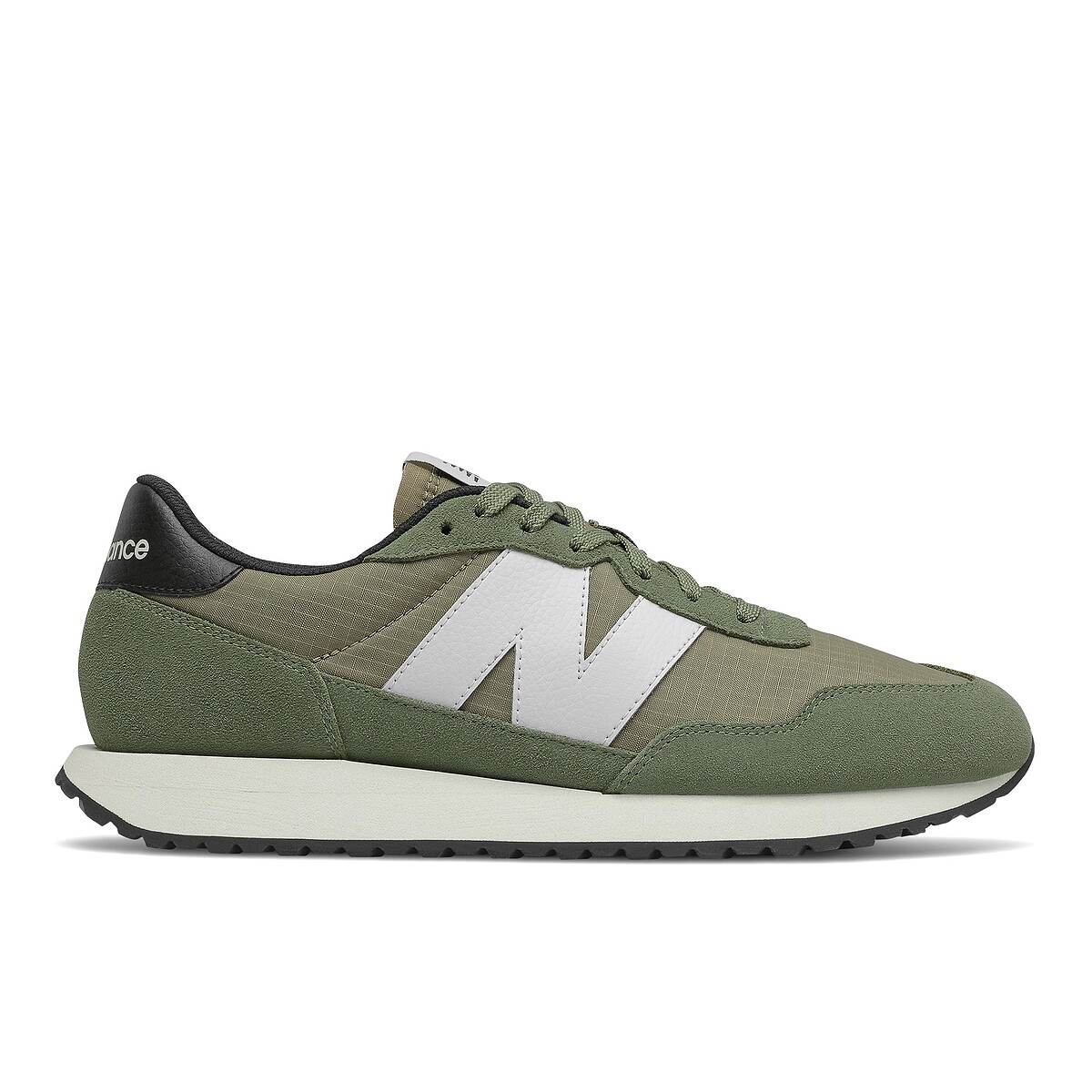 New Balance 237，NT2,680