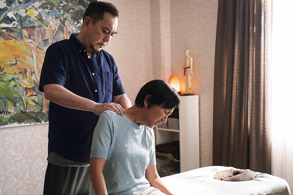 ▲▼陸弈靜飾演的鄰居個性急躁；太保飾演的角色剛出獄就又出事。（圖／公視提供）