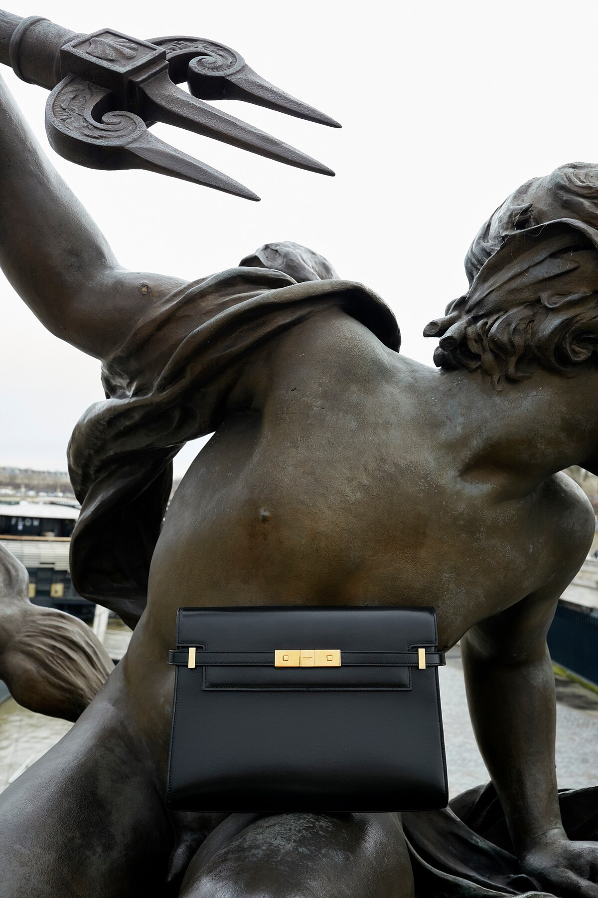 MANHATTAN肩背包，NT71,900-NT75,400