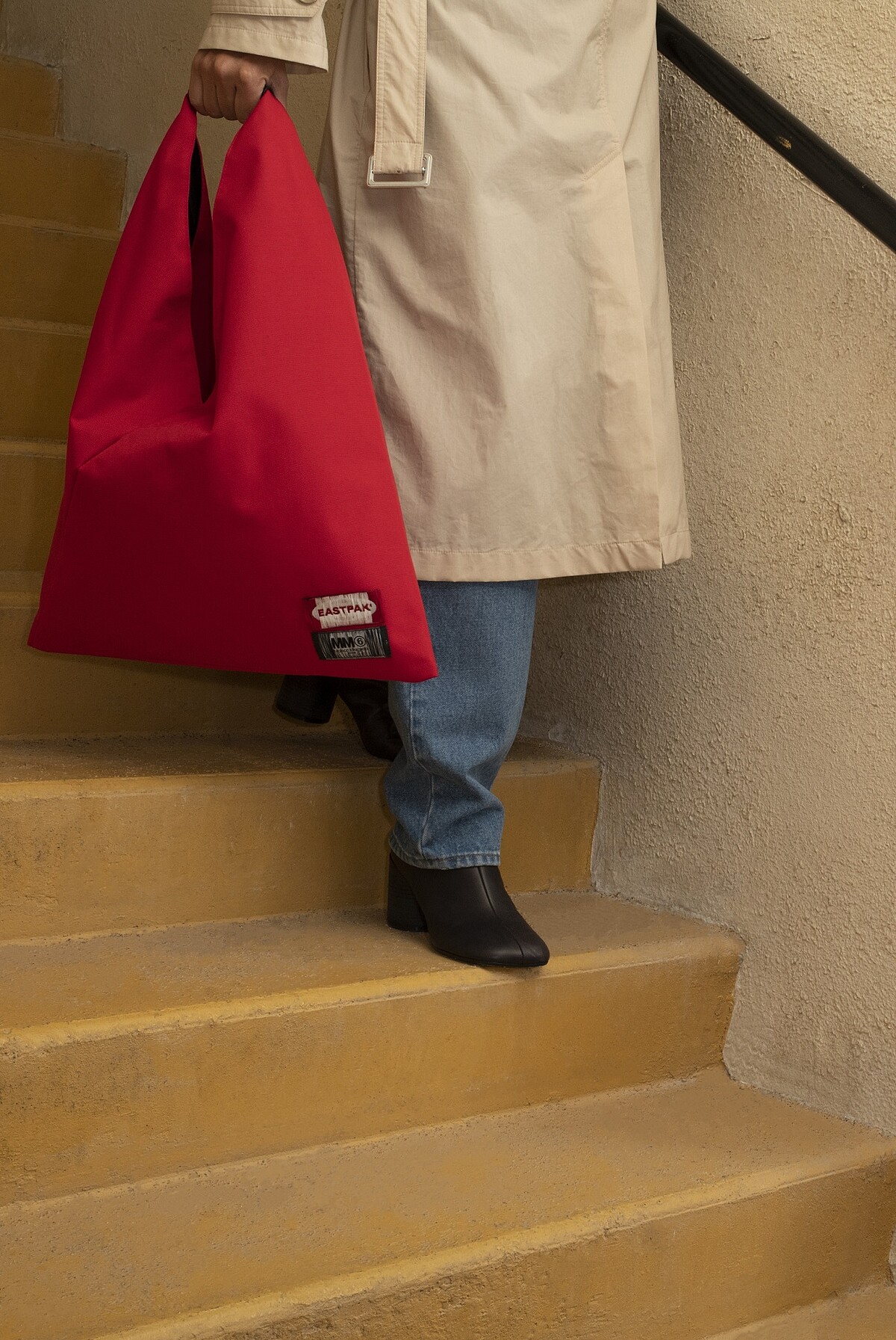 MM6 X East Pak Japanese手提袋，售價NT$9,800