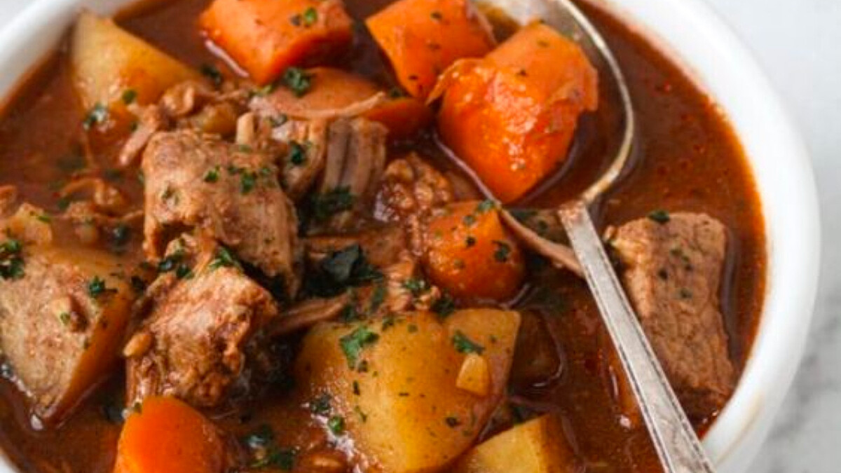 高蛋白低脂餐—“馬鈴薯番茄燉牛肉”食譜來了，營養美味、會愈吃愈瘦！