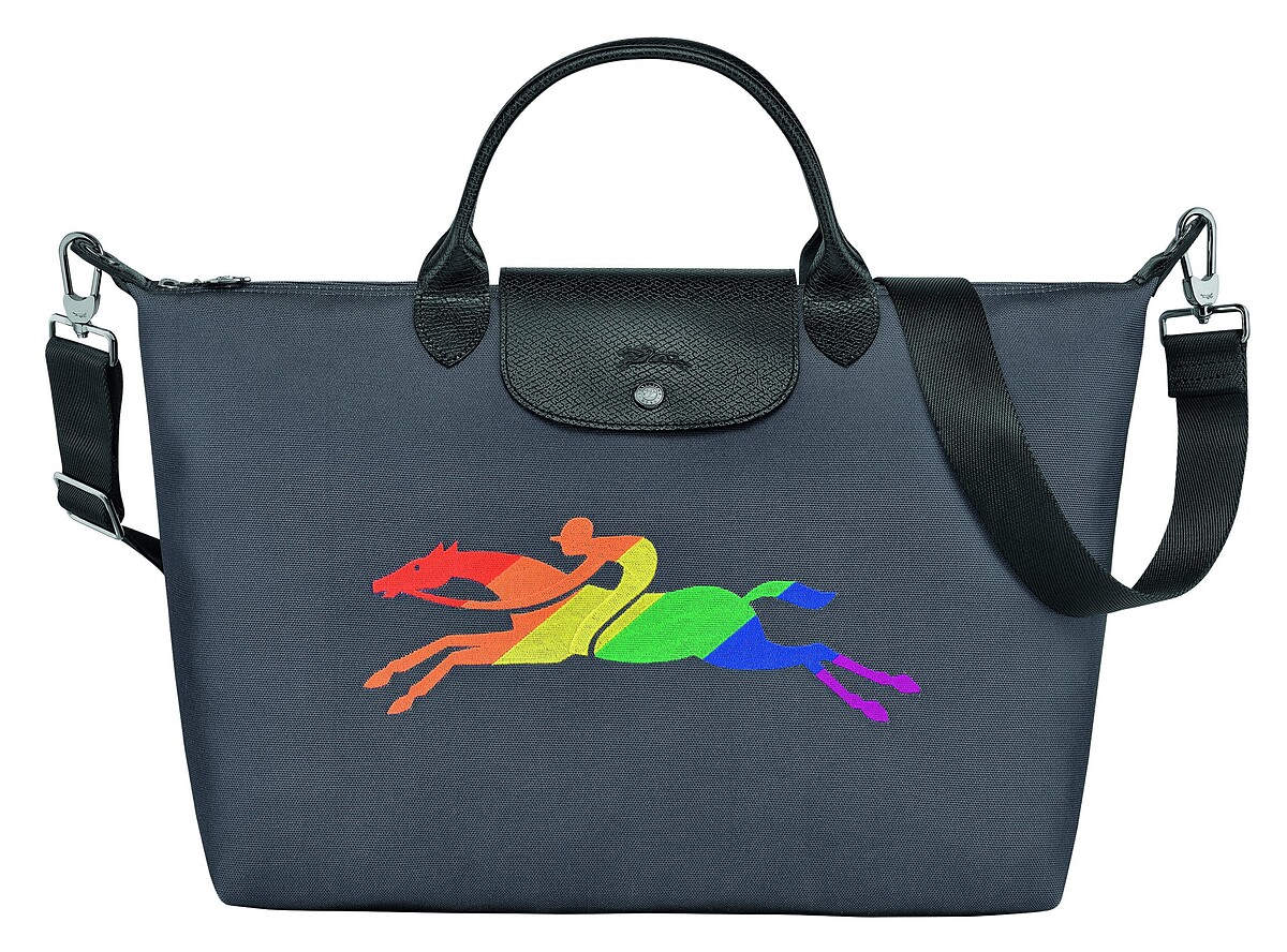 Longchamp Le Pliage Rainbow手提包,售價NT$8,700