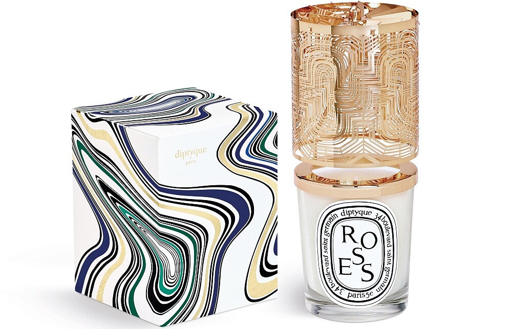 配搭190g香氛蠟燭使用的2021聖誕系列限量燭光萬花筒,在蠟燭點燃後,熱力即可推動燭罩旋轉,並於周圍投射出夢幻光影。NT3,200。