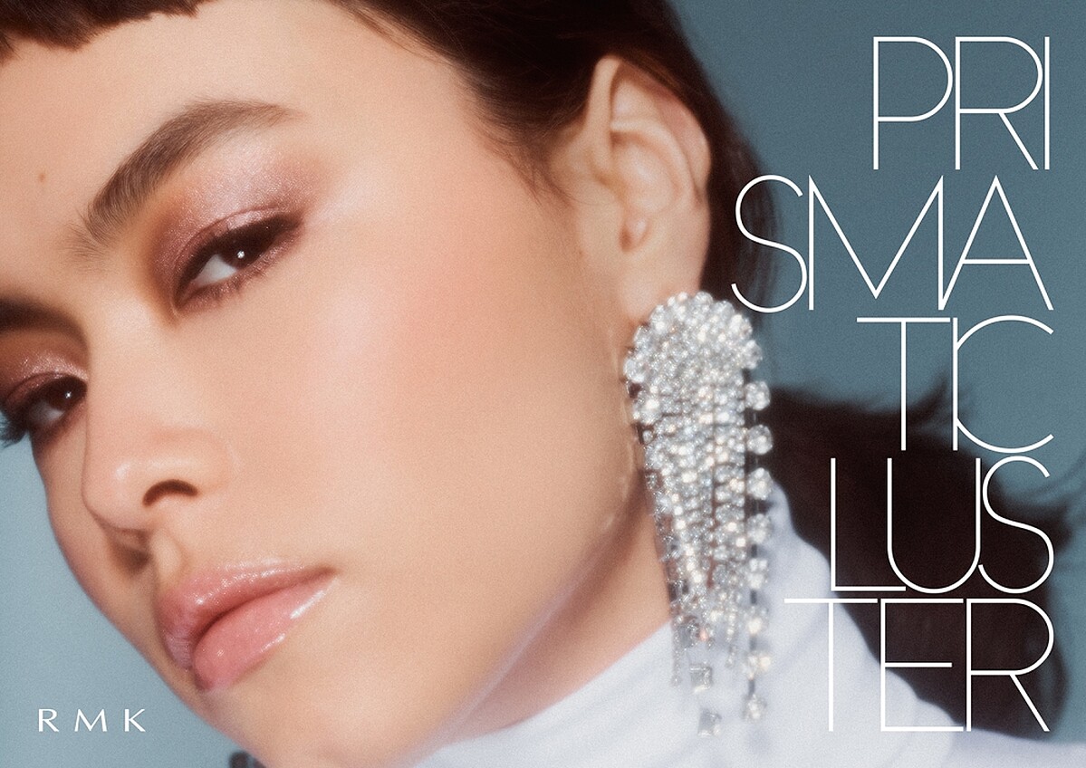 RMK 2021 Holiday Collection Prismatic Luster模特兒主視覺。
