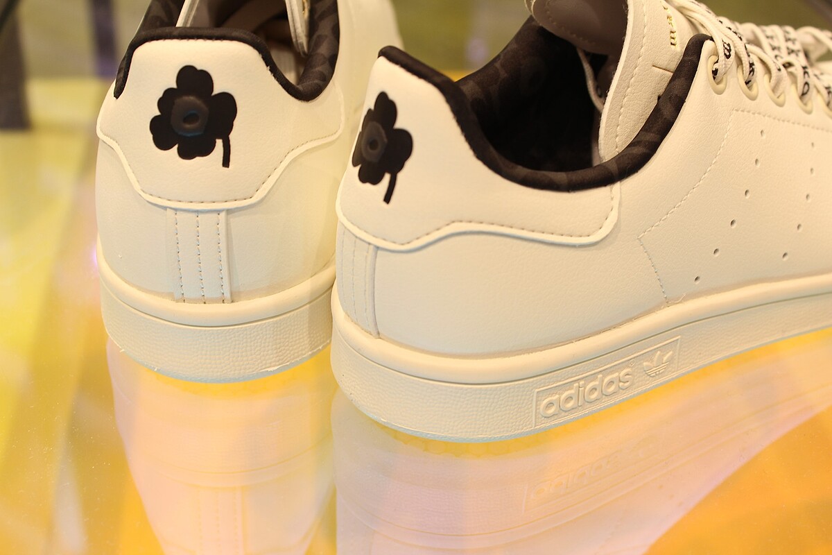 Marimekko X adidas originals Stan Smith，NT3,690