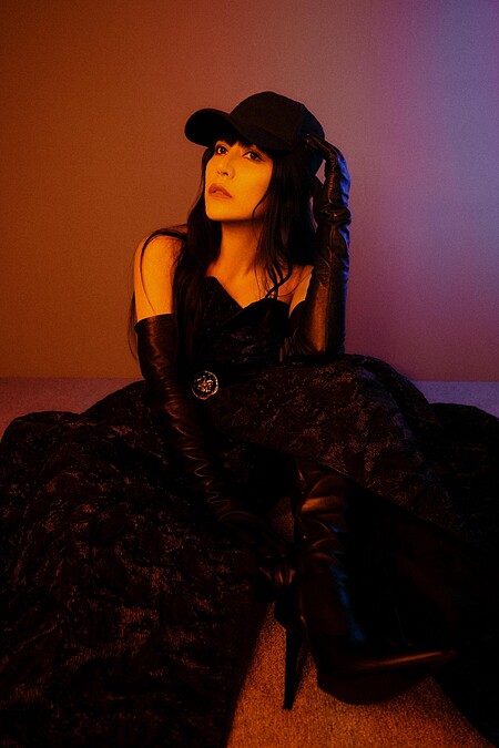 新專輯造型展現艾怡良獨特的衝突美