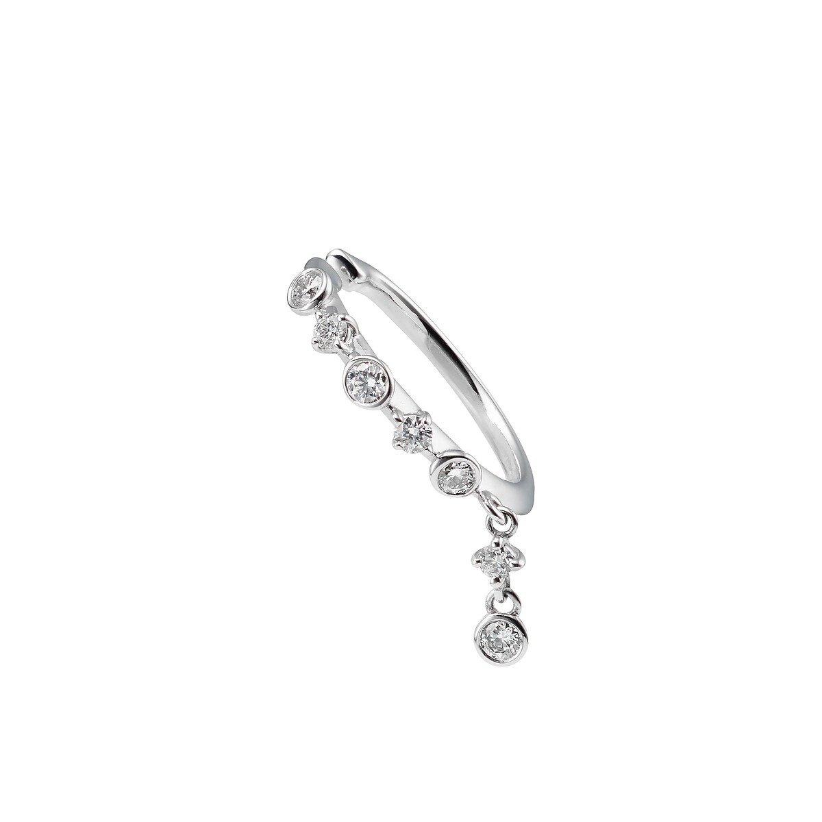 Mikimoto Dinner Ring系列鑽石耳骨夾 18K白金鑲嵌鑽石約0.17ct，參考價格NT$ 44,000 *台北101旗艦店搶先上市*