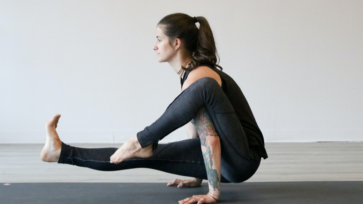 8分鐘4組動作超強虐瘦大腿根，一起來試試！