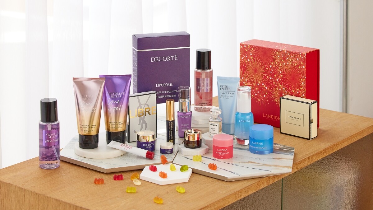 昇恆昌宅配網2021/11/1~11/7全館不限類別消費滿NT5,000即贈價值NT5,000豪華明星美妝大禮包。