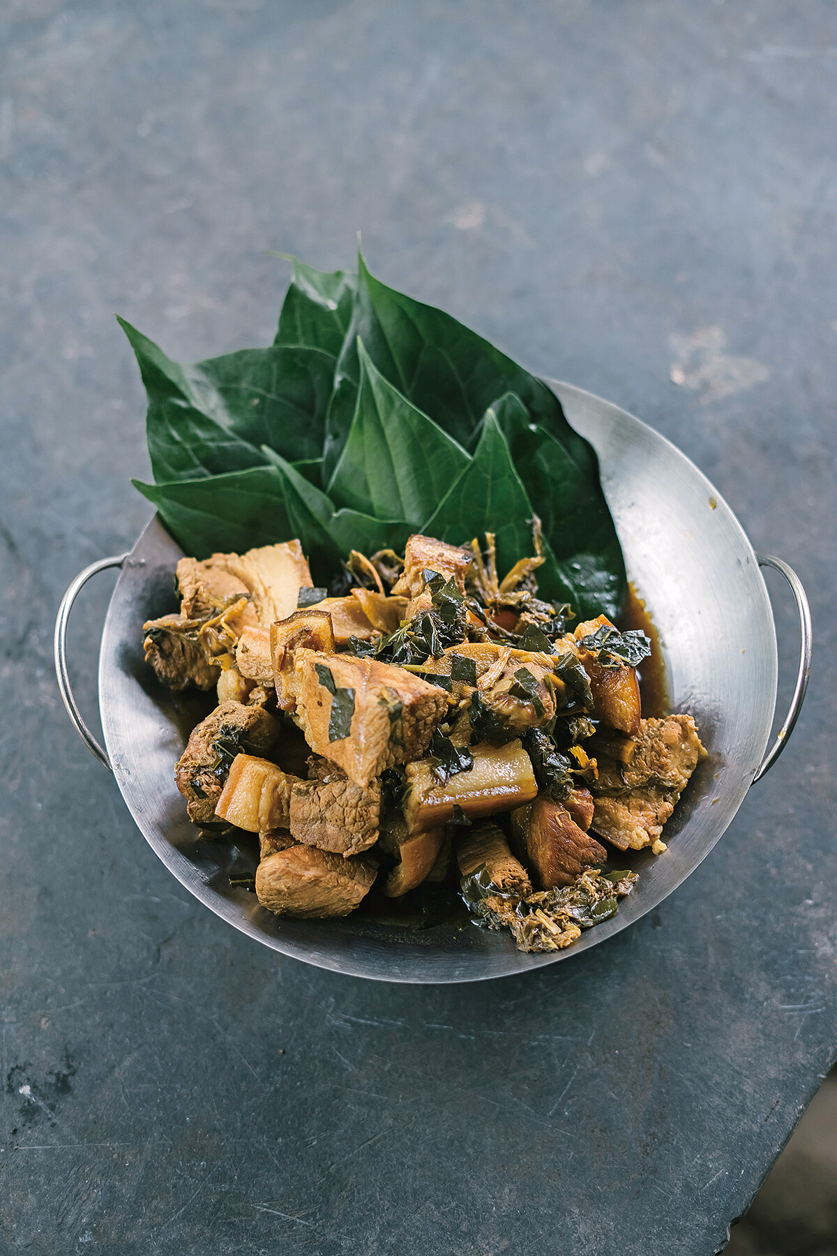 ​​荖葉滷肉。