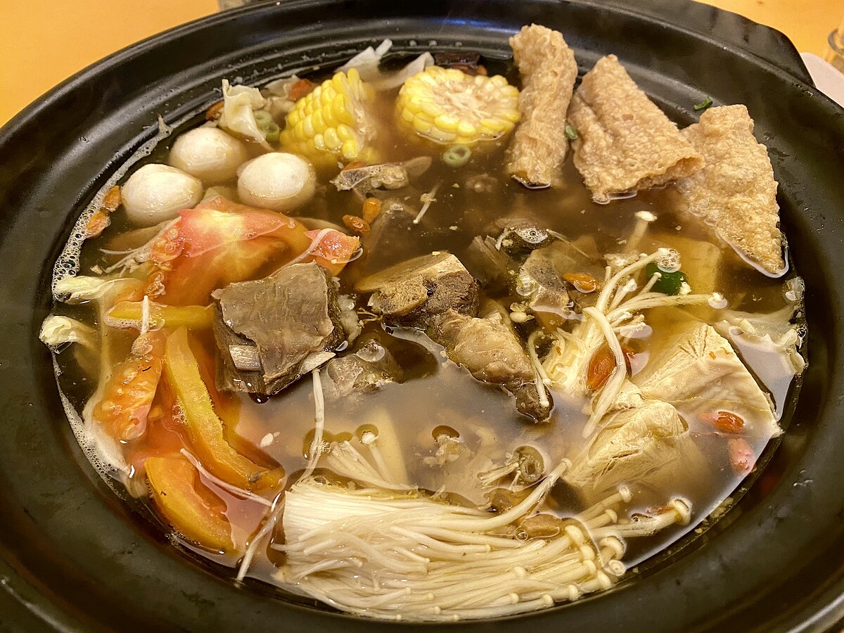 ▲冬季以羊肉爐做食補正合適。(示意圖 / 翻攝自Flickr作者bryan...)