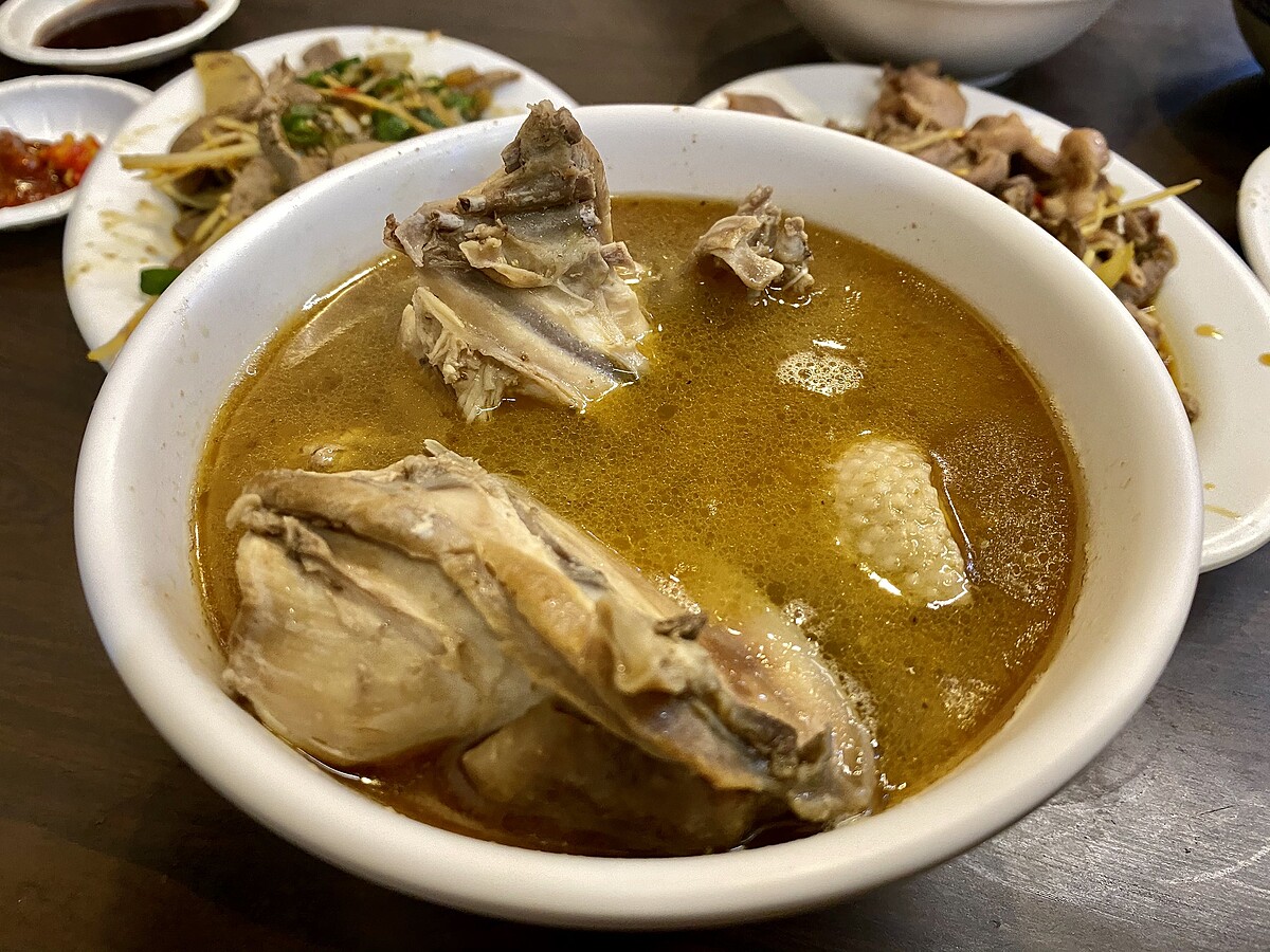 ▲麻油雞也是冬令進補的好選擇。(示意圖 / 翻攝自Flickr作者bryan...)