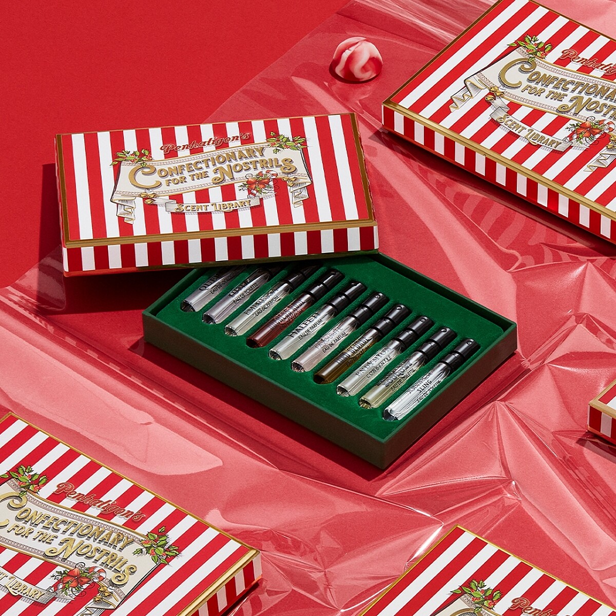 Penhaligon&rsquo;s潘海利根2021聖誕香氛圖書館限量版情境。