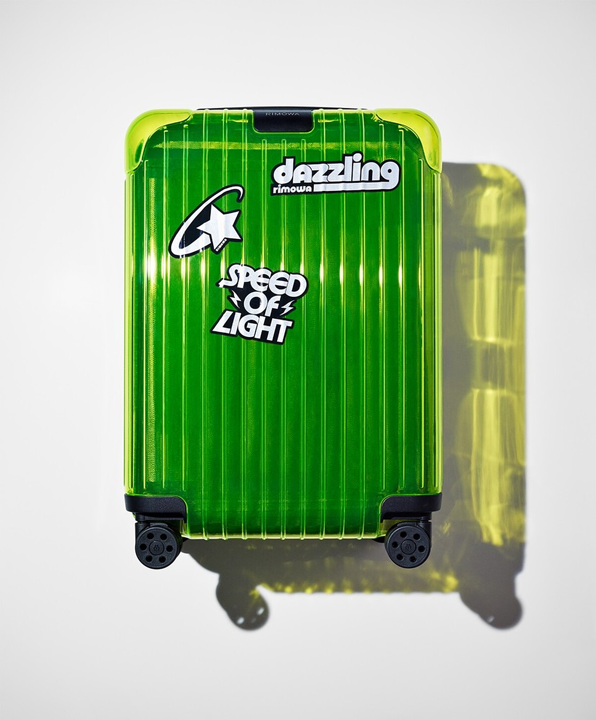 RIMOWA Essential Neon Cabin 螢光檸檬綠，NT28,300