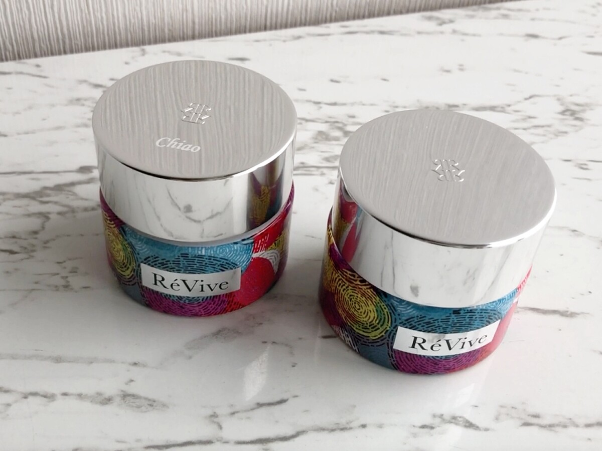 2021年底前購買R&eacute;Vive光采再生活膚霜-新生光采版(經典型)可以享有刻字服務。