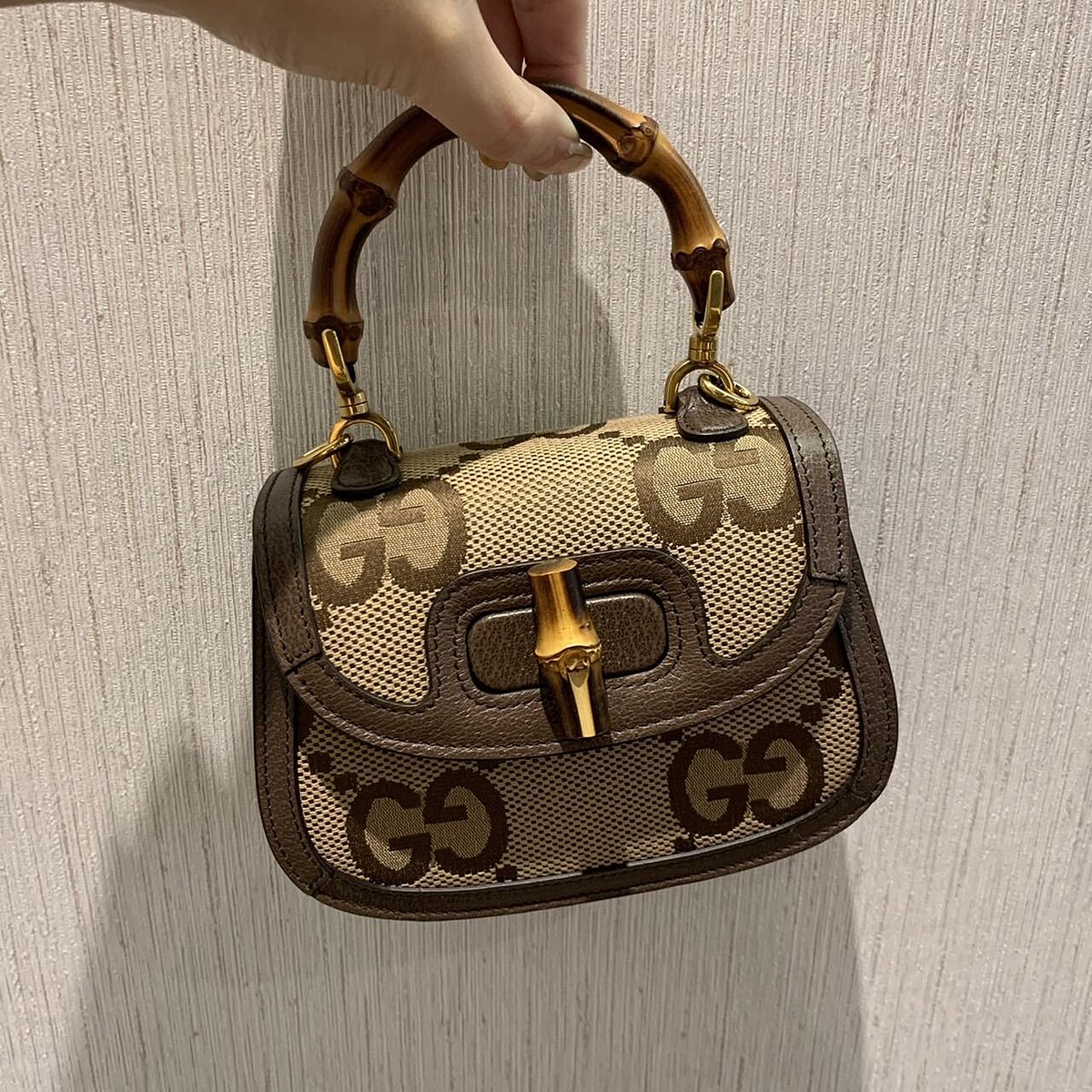 Gucci Jumbo GG竹節包Mini，NT74,800