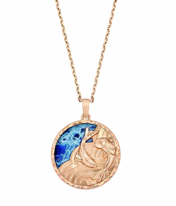 Zodiaque Piscium (雙魚座) 長項鍊，玫瑰金、方鈉石，建議售價約新台幣$630,000元