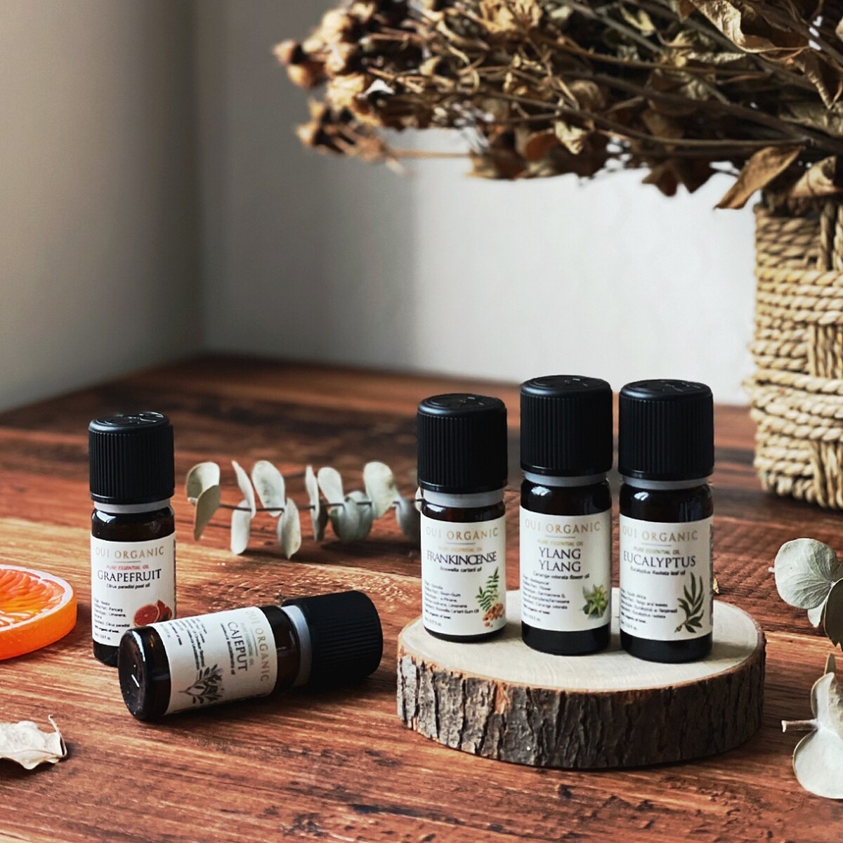 Oui Organic 2021年秋冬推出五款有機單方精油,增添幸福療癒氣息。