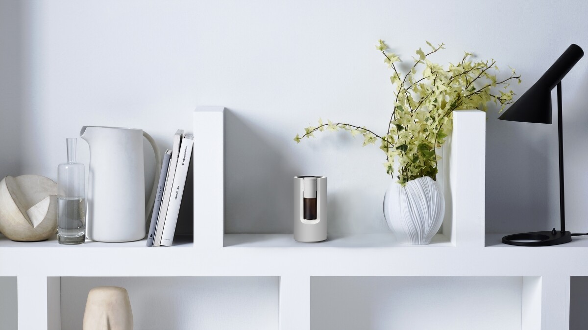 新型BLOOMY LOTUS Bamboo無水擴香儀2.0,充電式設計機型打造更便利使用體驗,告別插座與線路的限制,隨心更換喜愛的精油,進行空間香氣管理。(圖/10/10 HOPE)。